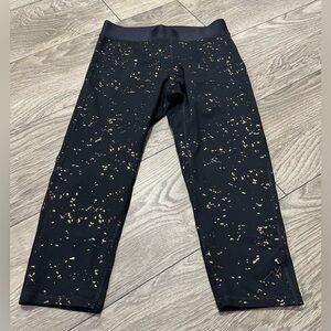 🖤✨ Champion Gold Flecked Black Capri Leggings - Size S ✨🖤